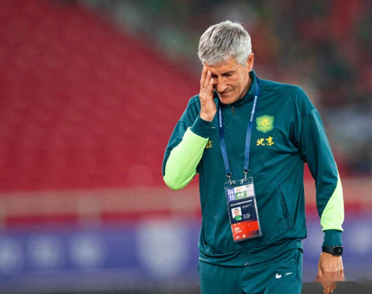 爱游戏体育-里尔迎法国杯关键赛，加时末段完成体检，球迷炸锅，医务组通报恢复