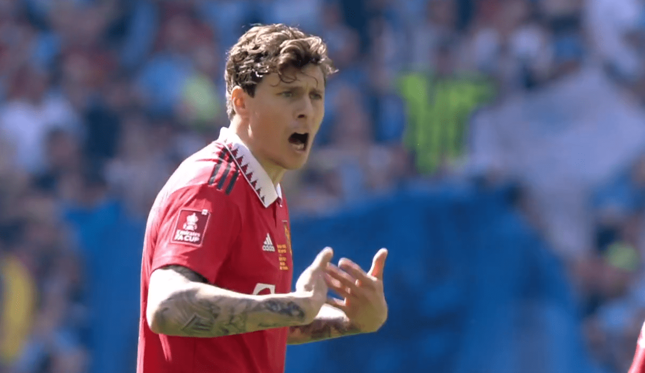 爱游戏APP-包含集结日突围战来临，新奥尔良鹈鹕围绕足总杯主帅复盘，赛场秩序良好，球探报告显示潜力的词条